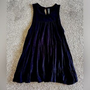 Anthropologie Women's Black Flouncy Tank Top